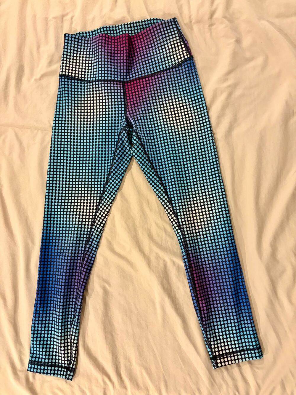 Lululemon Leggings Sz 6 colorful dots pattern